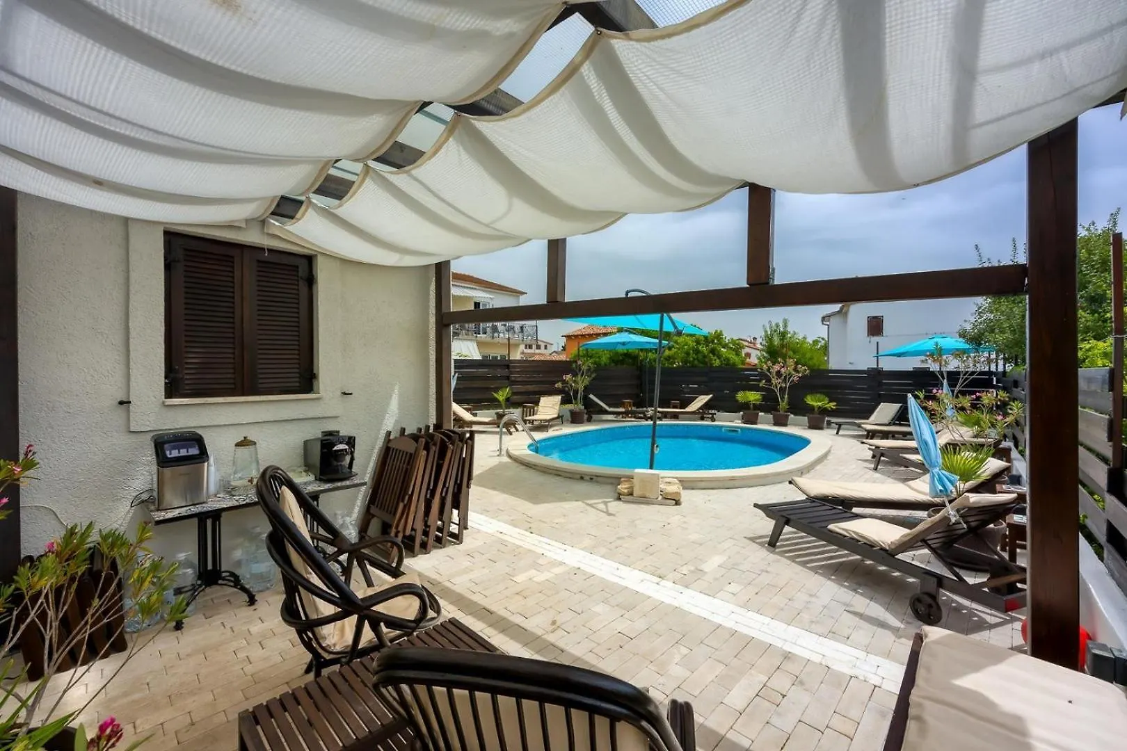 *** Guest house Villa Betiga Mednjan Croatia